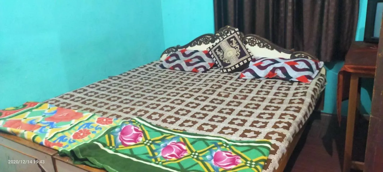 Maa Vaishno Guest House Varanasi India
