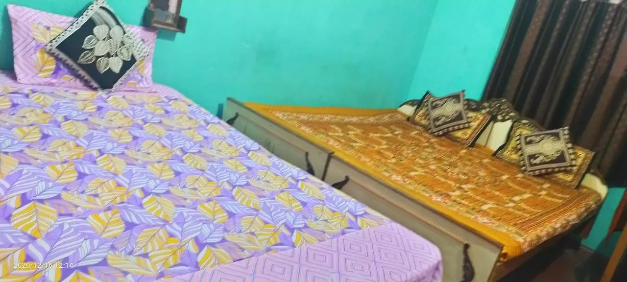 Maa Vaishno Guest House Varanasi India