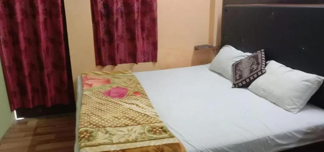 Maa Vaishno Guest House Varanasi India