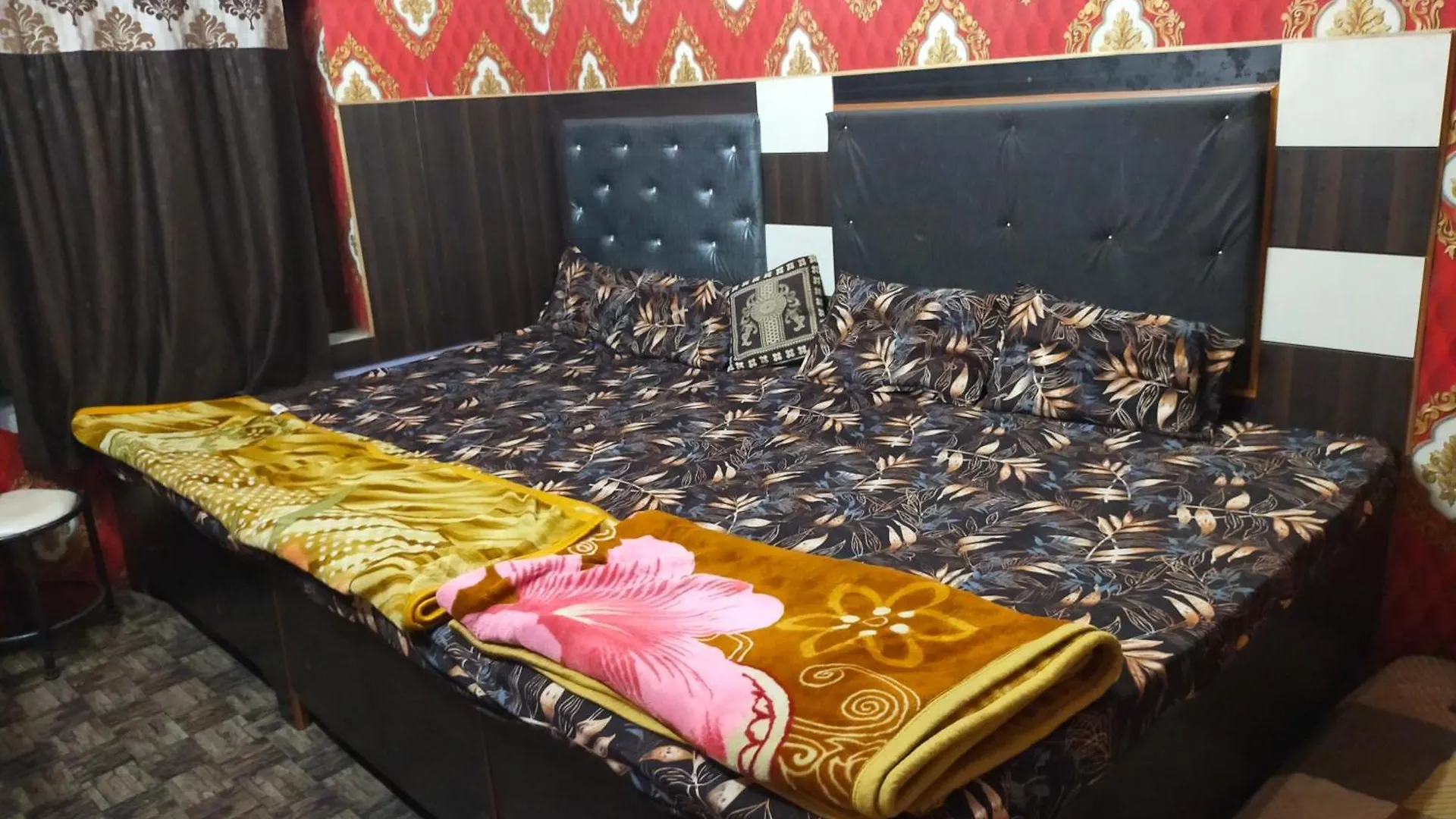 Maa Vaishno Guest House Varanasi India