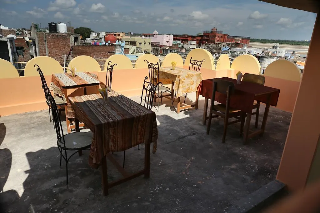 Maa Vaishno Guest House Varanasi India