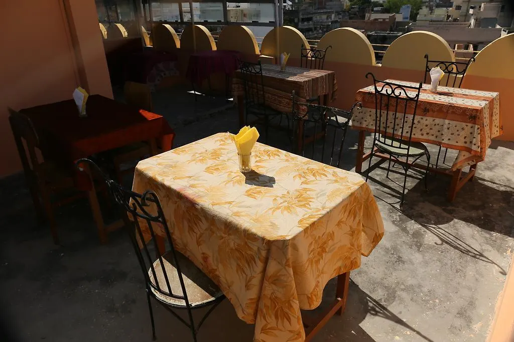 Maa Vaishno Guest House Varanasi